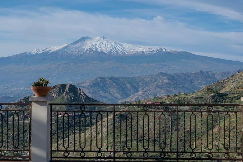 La Chicca Sicily Holiday House Castelmola Dış mekan fotoğraf